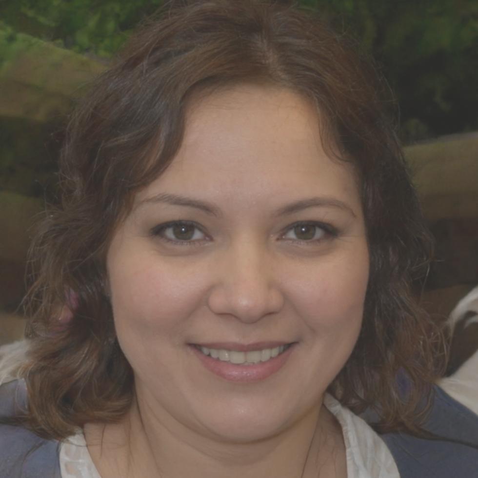 Portrait von Elif Demirkan